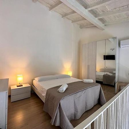Holiday House Shantu Catania-Fontanarossai nemzetközi repülőtér Kültér fotó